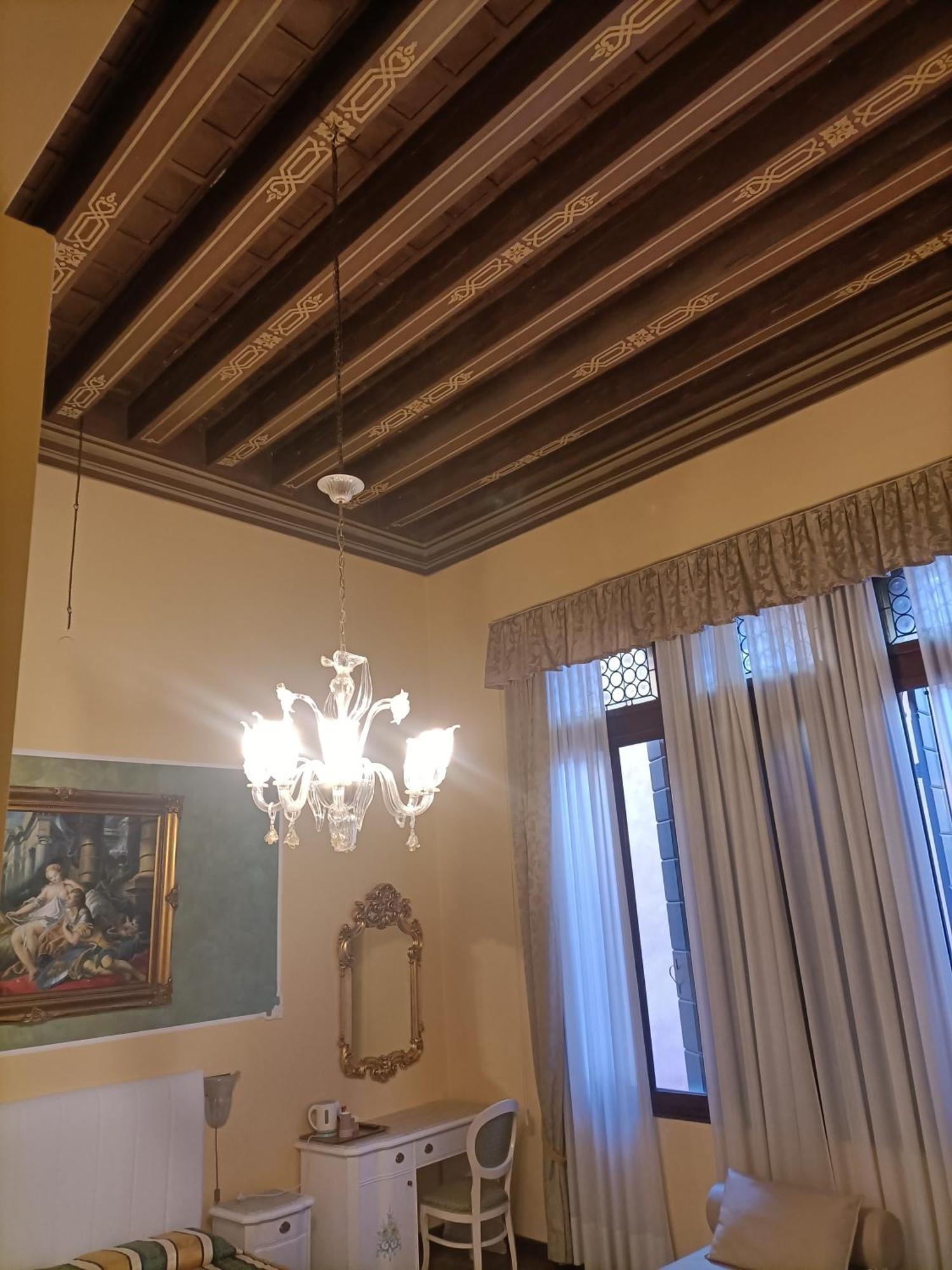 Palazzo Lion Morosini - Check In Presso Locanda Ai Santi Apostoli Venetië Buitenkant foto